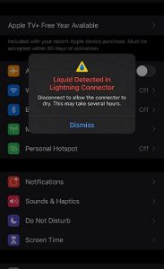 1747176930 liquid detected in lightning connector fixed.jpg
