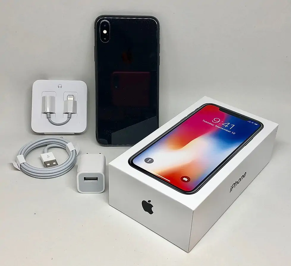 iPhoneとアクセサリー 

