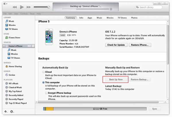 iPhoneをiTunesでPCに接続します