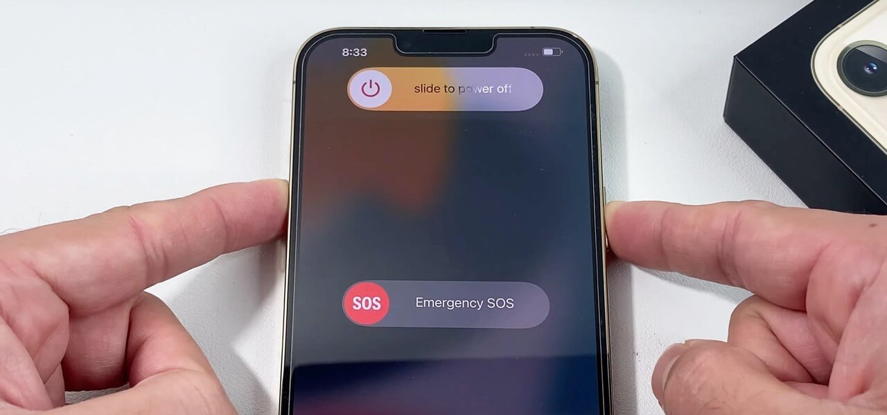 ボタン経由でiPhone 13をオフにします